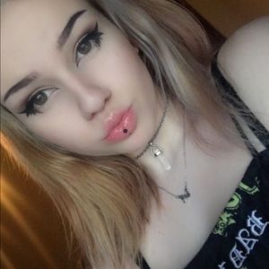 Meet your Posher, Fawn